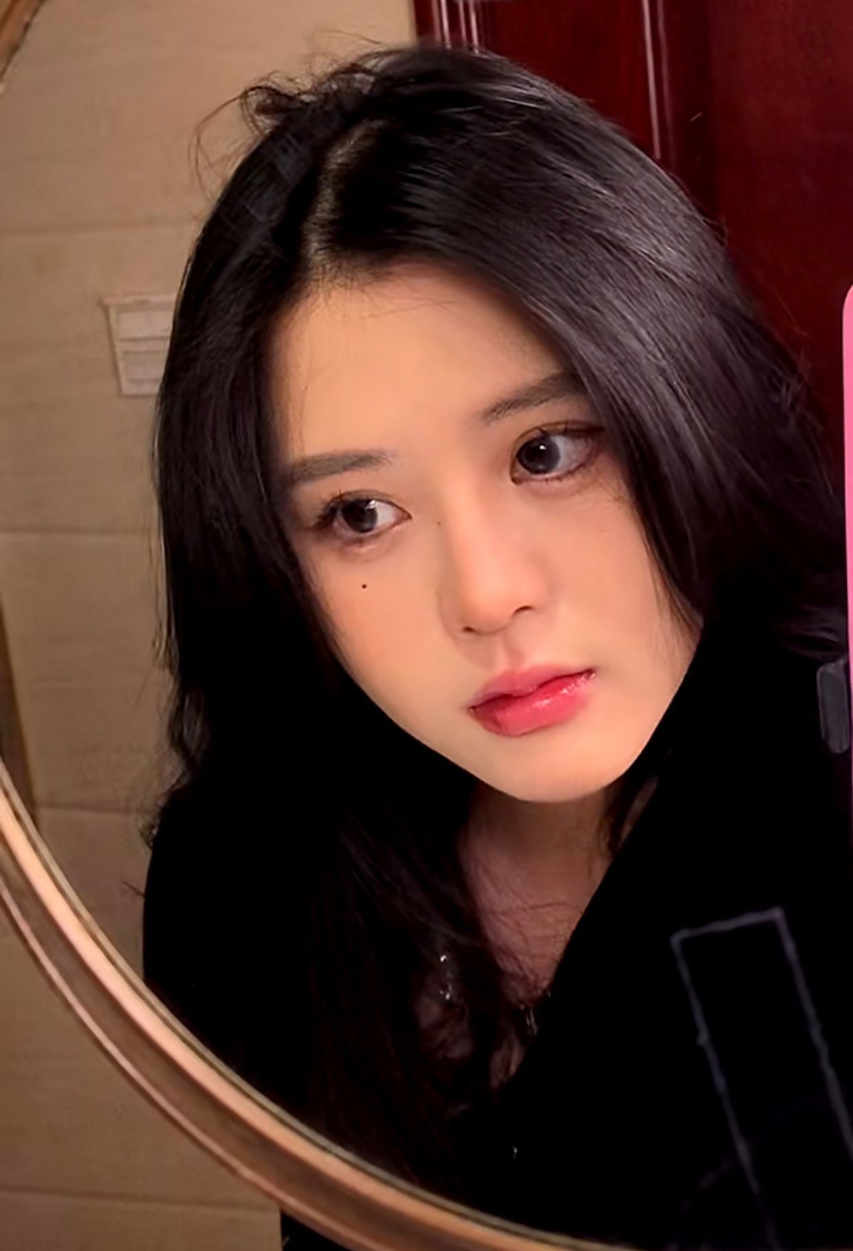 体验水嫩多汁小粉b黑.丝.性.感.大长腿兼职学生，狼.友.强